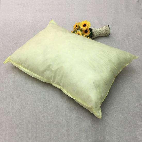 Disposable non woven pillow cover
